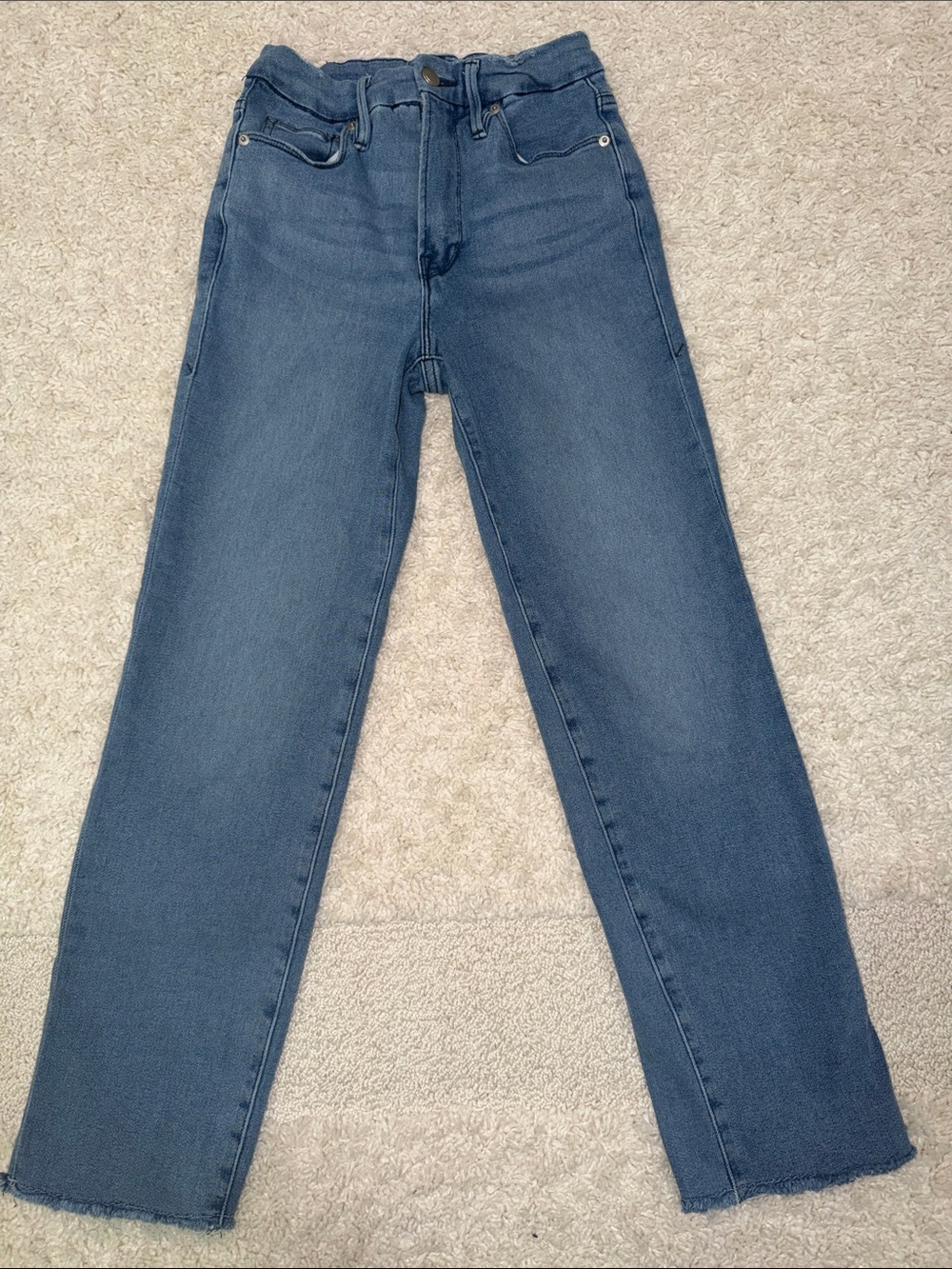 Good American Straight Leg Women's Jeans in Medium Blue, raw hem